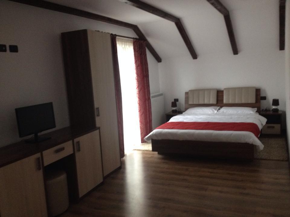 Pensiunea Rustic Borşa Oda fotoğraf